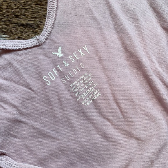 Soft & Sexy American Eagle tank - Picture 3 of 3